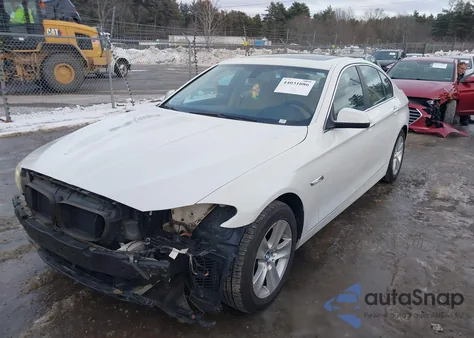 2013 BMW 528I xDrive z USA, uszkodzony, nr VIN WBAXH5C56DDW13361